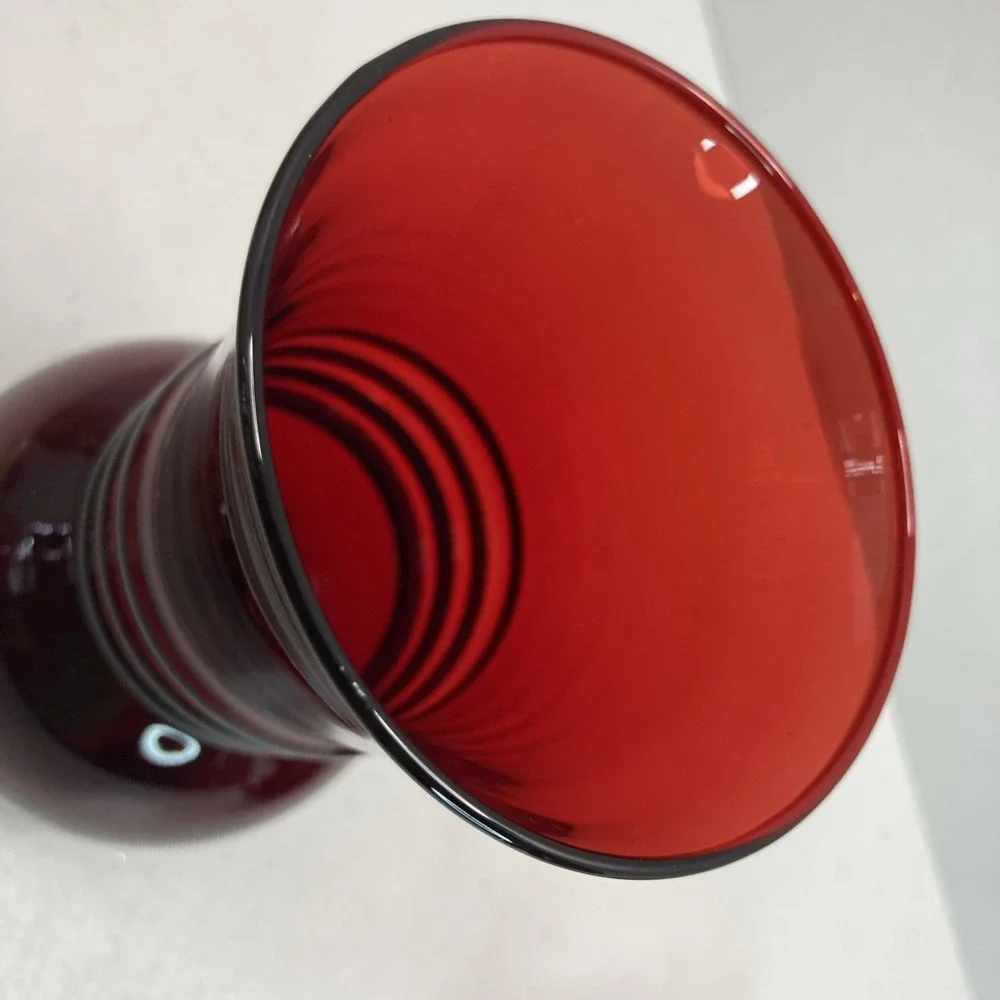 Set‎ Of 2 Vtg Anchor Hocking Royal Ruby Red Glass Vases W/Ruffled Crimped Rim